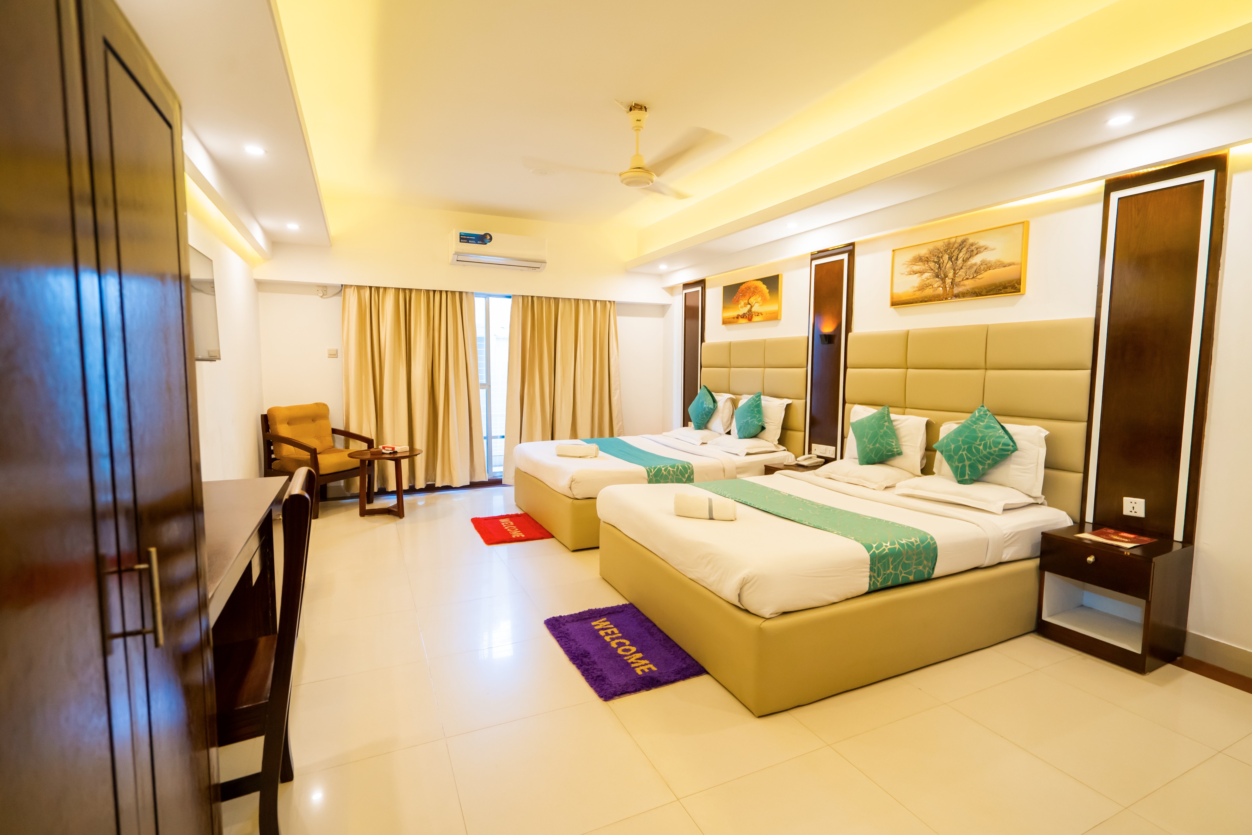 Deluxe Four Bed Room